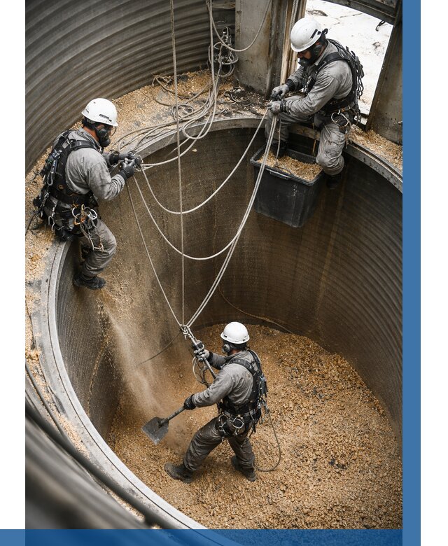 Чистка зерновых бункеров в Узловой от 12222 р. | ВЫСОТНИК-Злв